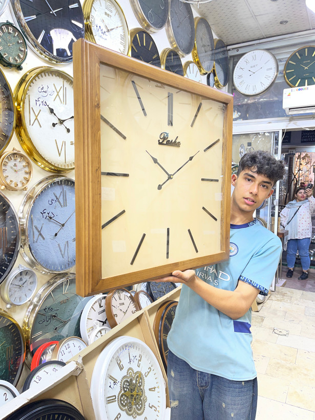 ساعت دیواری چوبی مربع برند پاشا + خرید قسطی